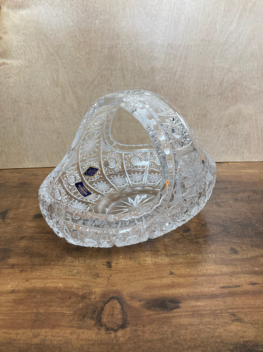 Bohemia Crystal hand cut 500 PK basket with handle fruits home decor .Eternal elegance .