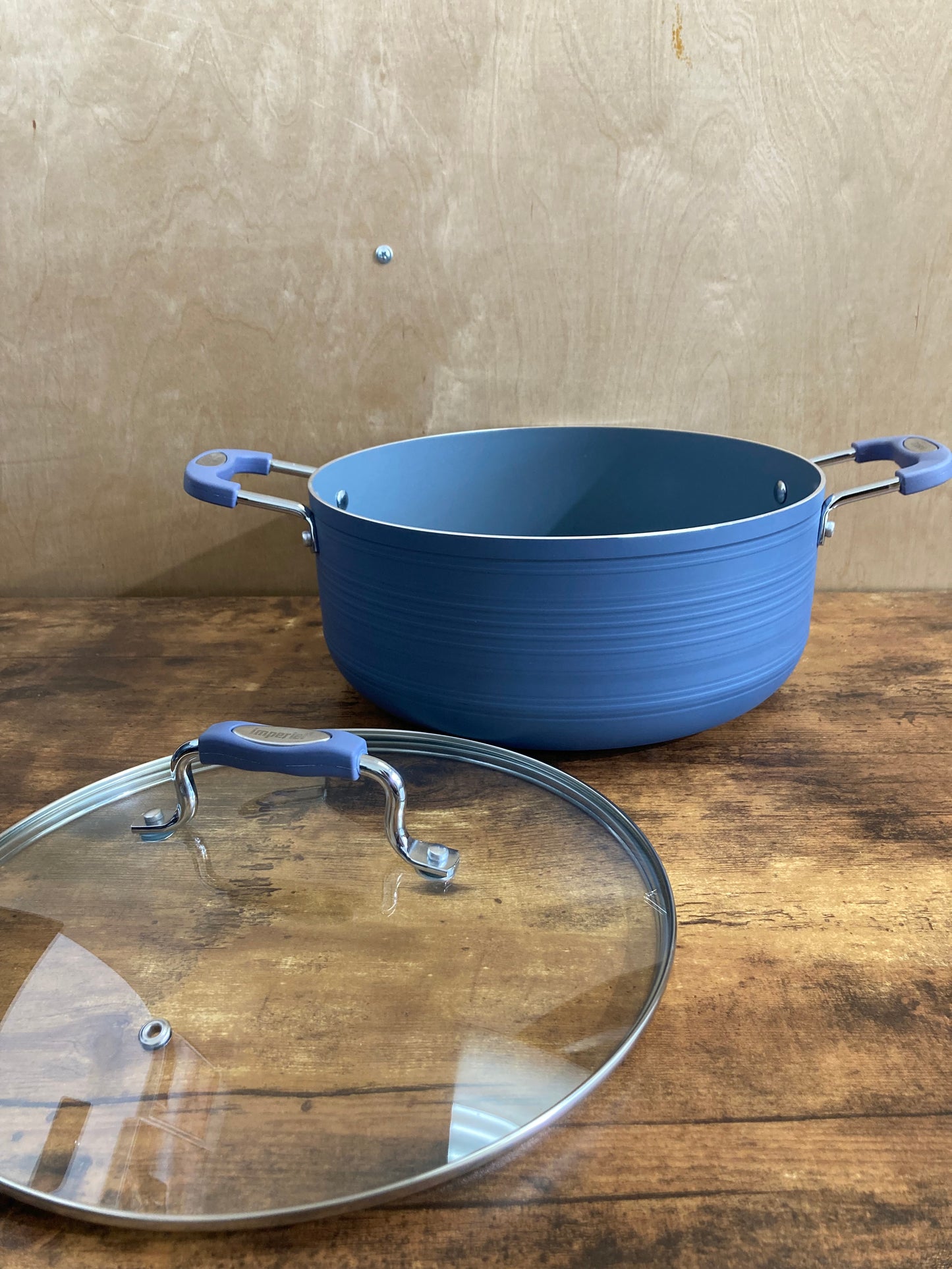 Cookware nonstock 7.5 QT bottom induction pot with glass cover. PFOA FREE ceramic coated.