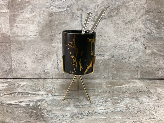 Cutlery holder with metal base marble pattern.Ceramic marble pattern.