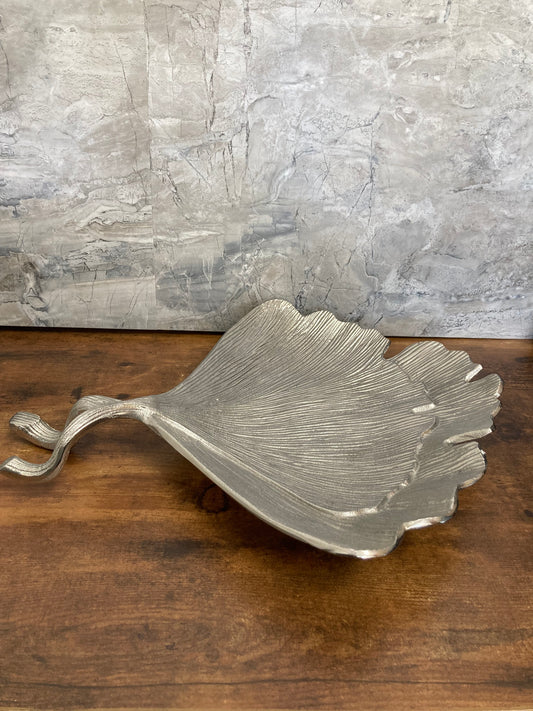 Leaf Metal Platter Gold / Silver color  ,Serving Tray.Modern and unique shape home decor.