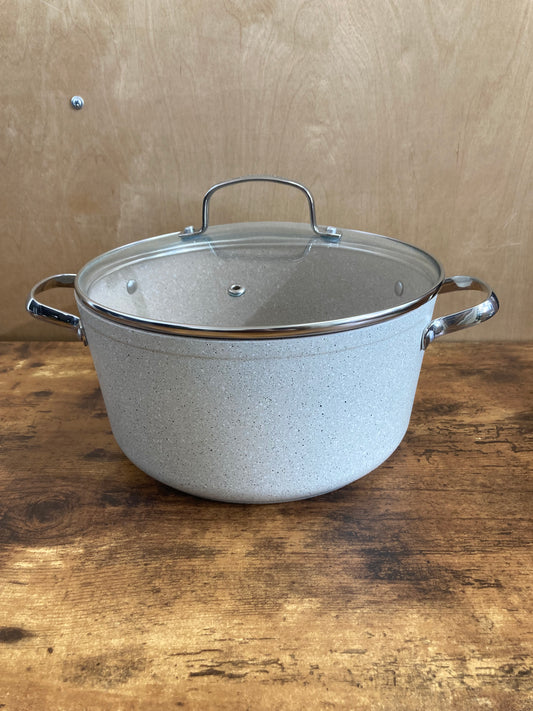Cookware nonstock 5.3 QT bottom induction pot granite pattern with glass cover.