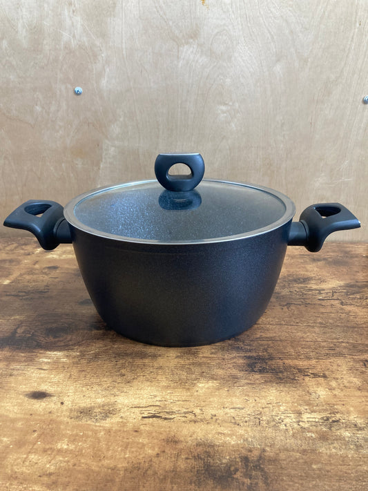Cookware nonstock 5 QT bottom induction pot with glass cover. marble pattern.