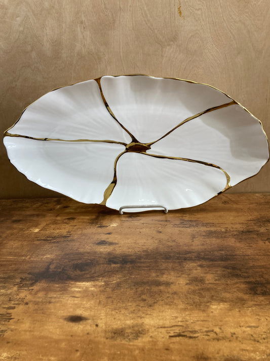 Serving dish tray plate fruits pastry food ,oval shape ceramic with gold pattern.