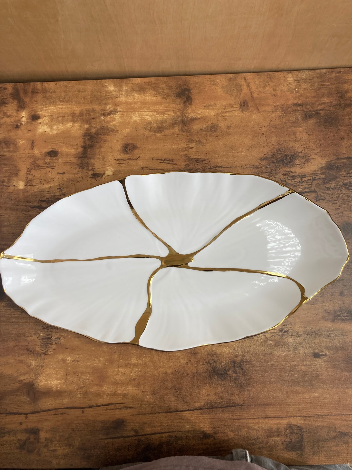 Serving dish tray plate fruits pastry food ,oval shape ceramic with gold pattern.